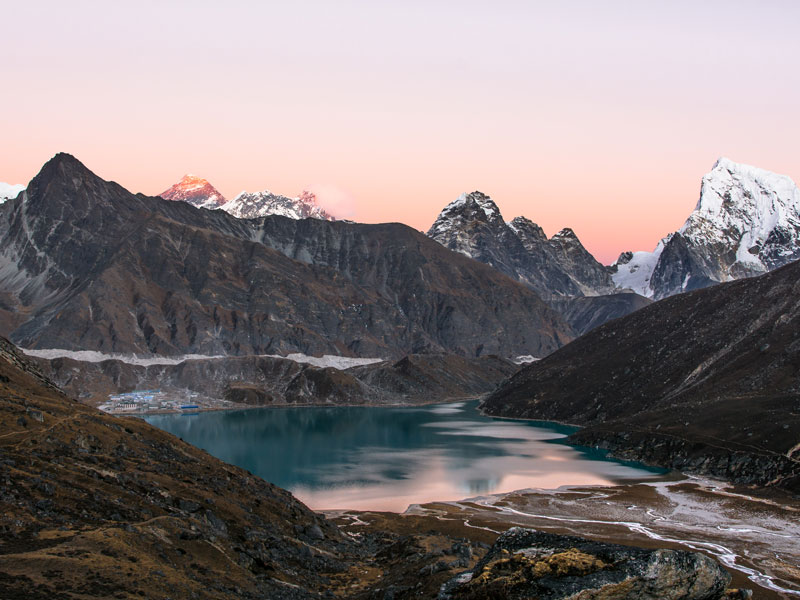 Ultimate Gokyo Trek with Gokyo Ri, 5th lake and Renjo-La Pass Trek - 17 Days 